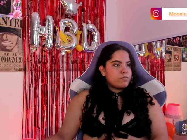 Sophie_Luna webcam