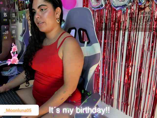 Sophie_Luna webcam