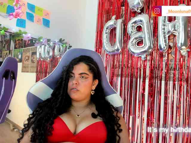 Sophie_Luna webcam