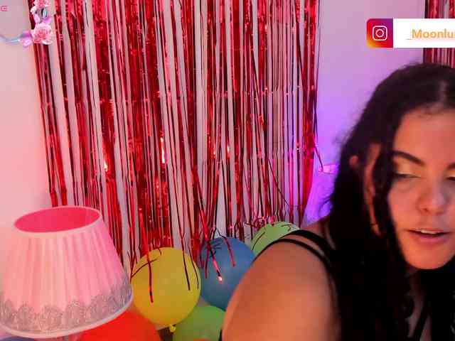 Sophie_Luna webcam