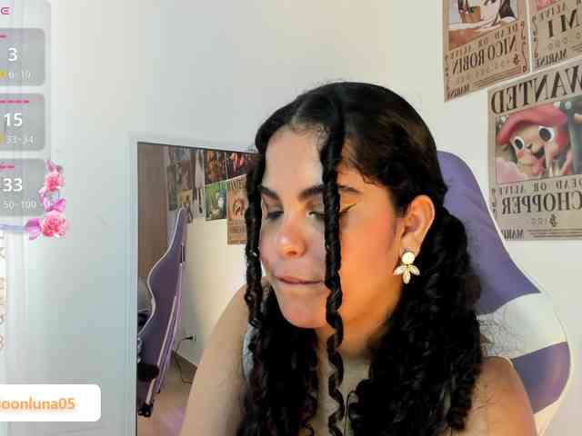 Sophie_Luna webcam