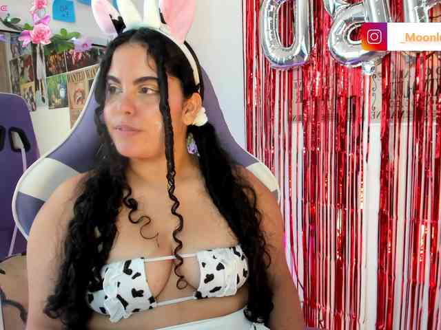 Sophie_Luna webcam