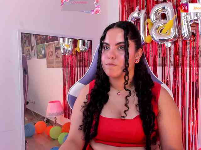 Sophie_Luna webcam