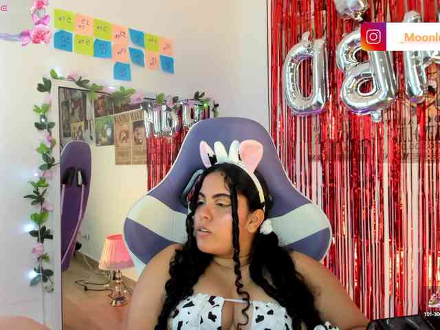 Sophie_Luna webcam