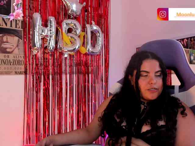 Sophie_Luna webcam