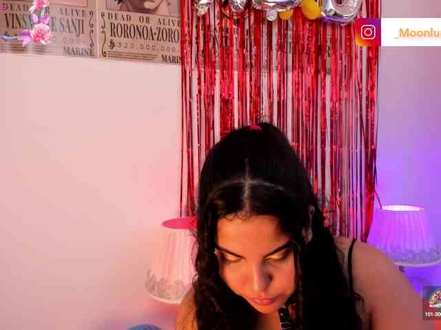 Sophie_Luna webcam