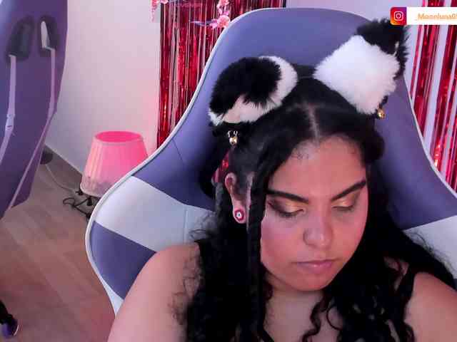 Sophie_Luna webcam
