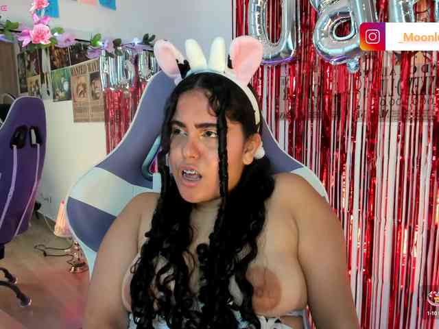 Sophie_Luna webcam