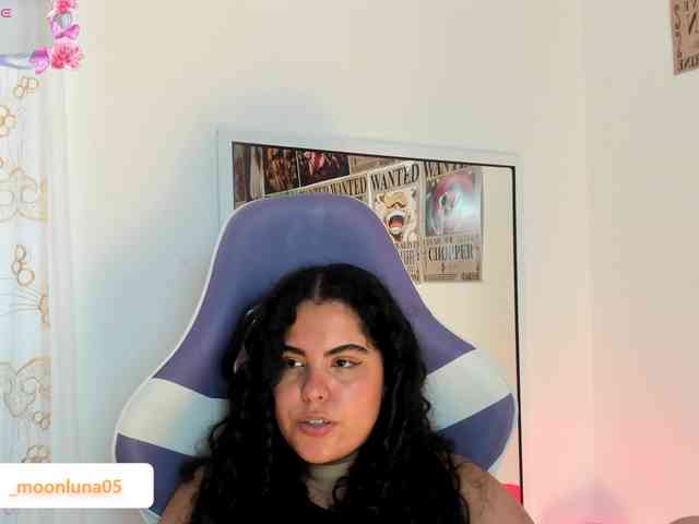 Sophie_Luna webcam