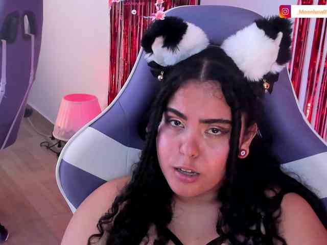Sophie_Luna webcam