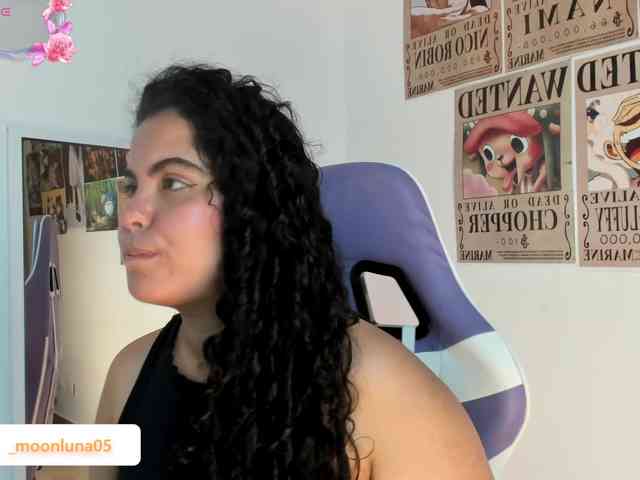 Sophie_Luna webcam