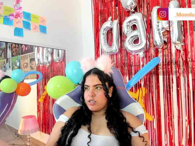 Sophie_Luna webcam