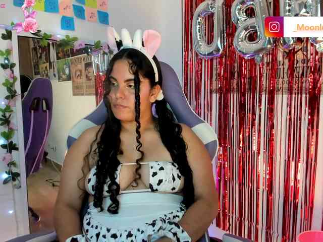 Sophie_Luna webcam