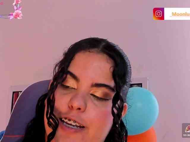 Sophie_Luna webcam