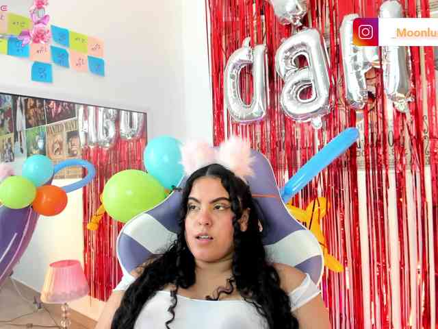 Sophie_Luna webcam