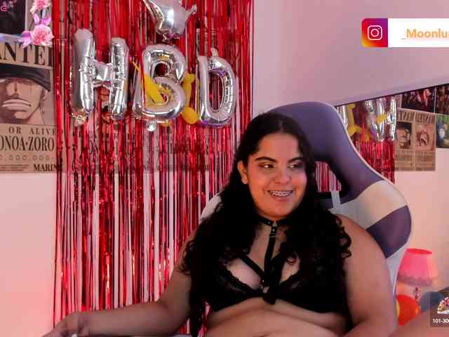 Sophie_Luna webcam