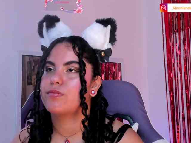 Sophie_Luna webcam