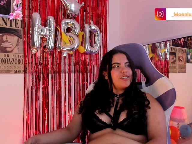 Sophie_Luna webcam