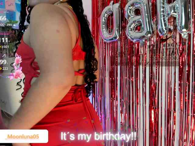 Sophie_Luna webcam