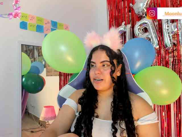 Sophie_Luna webcam