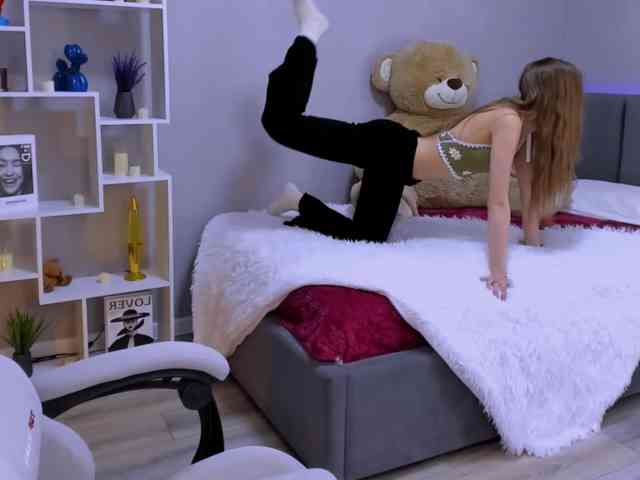 AlexaHarmon Live Webcam on BongaCams