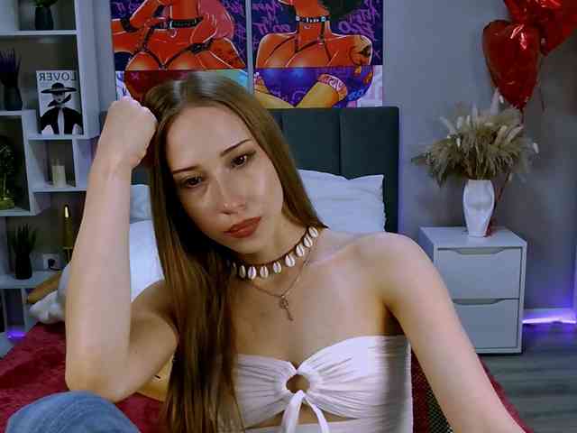 AlexaHarmon webcam