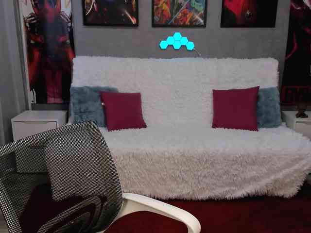 AlexaHarmon webcam