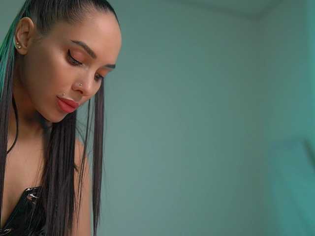 MilaMayy's BongaCams show and profile