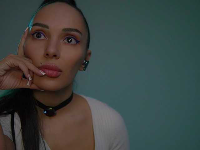 MilaMayy's BongaCams show and profile