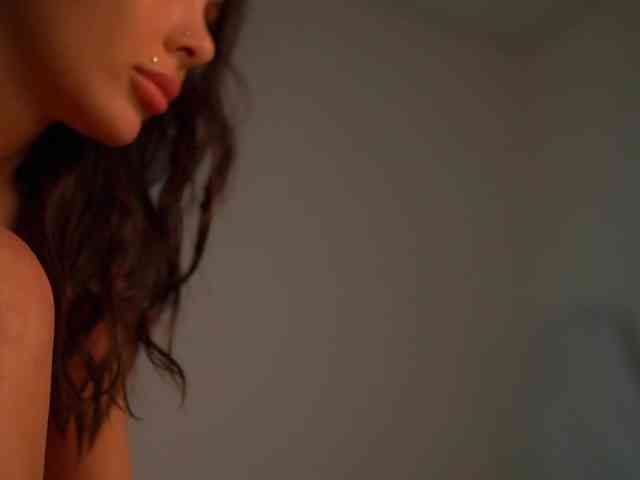MilaMayy webcam