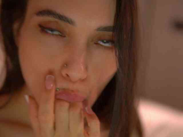 online porn web cam MilaMayy