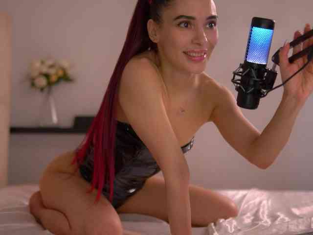 MilaMayy webcam