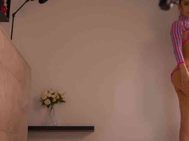 MilaMayy webcam