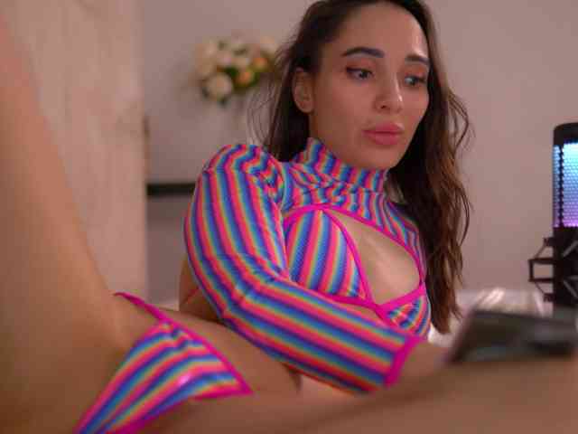 MilaMayy webcam