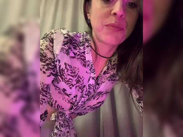 Amy-Lee's BongaCams show and profile