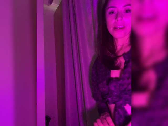 Amy-Lee's BongaCams show and profile