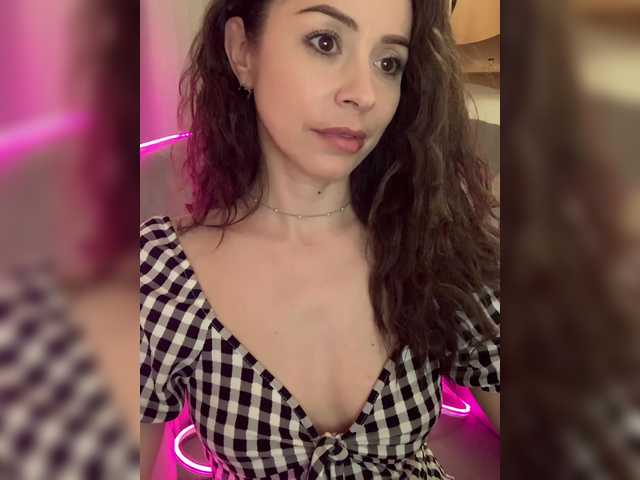 Amy-Lee's BongaCams show and profile