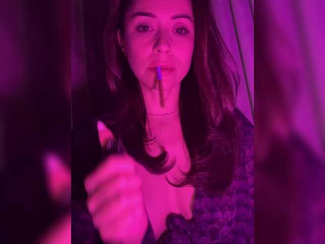 Amy-Lee's BongaCams show and profile