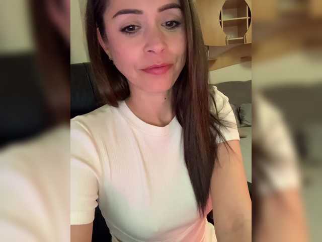 Amy-Lee's BongaCams show and profile