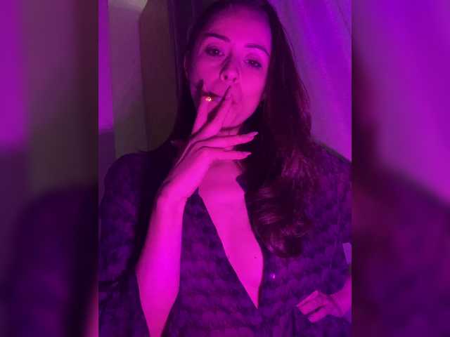 Amy-Lee's BongaCams show and profile