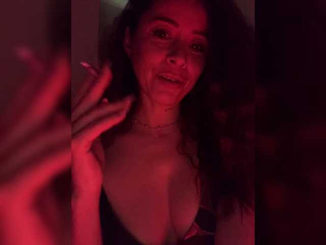 Amy-Lee's BongaCams show and profile