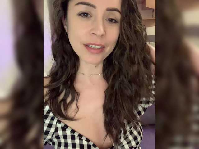 Amy-Lee's BongaCams show and profile