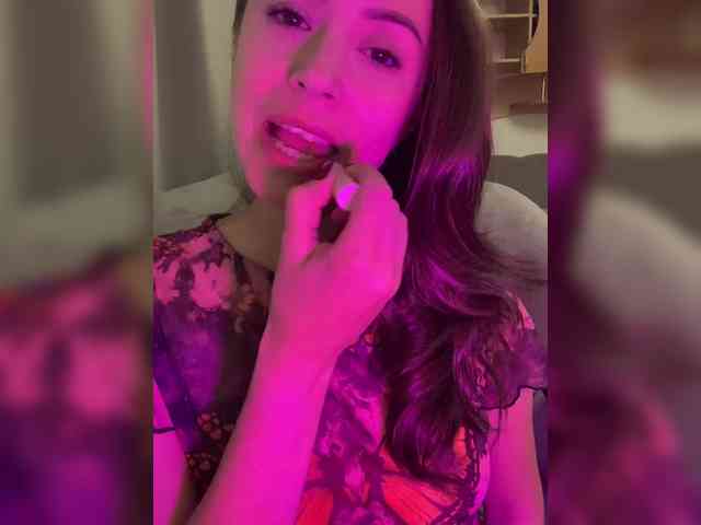 Amy-Lee webcam