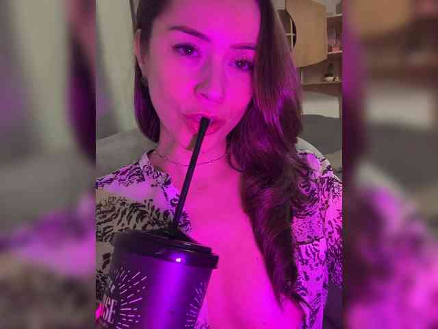 Amy-Lee webcam