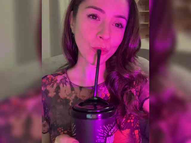Amy-Lee webcam