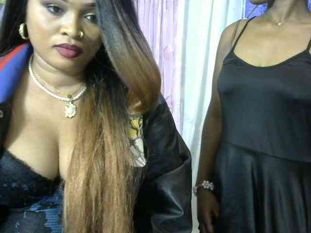 Twinsexgirl webcam