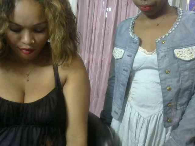 Twinsexgirl webcam