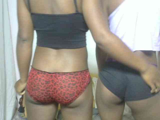 Twinsexgirl webcam