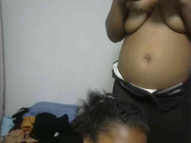 Twinsexgirl webcam