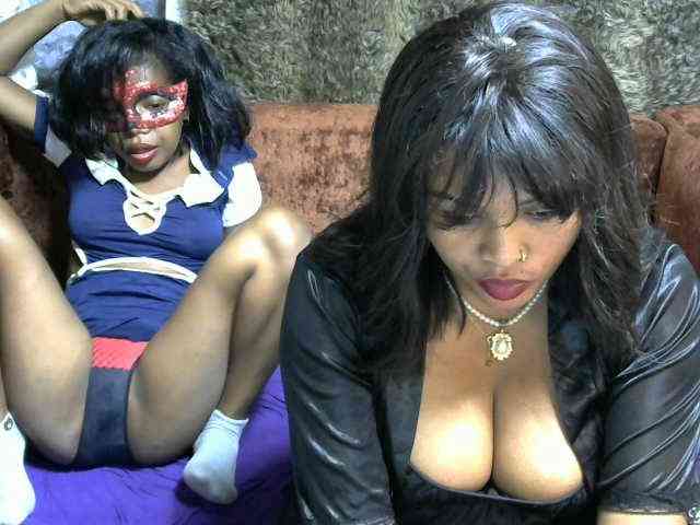 Twinsexgirl webcam